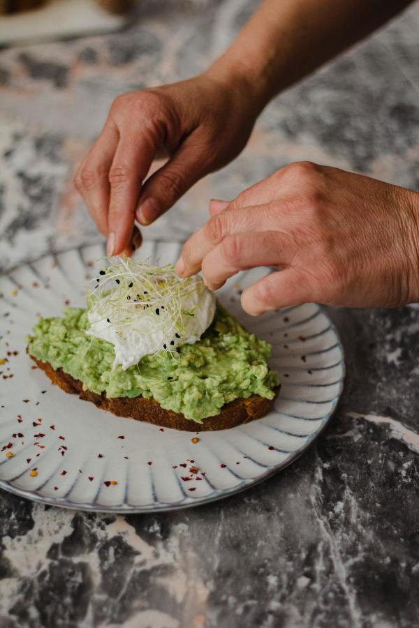 Kai 36 - Hotel Zwischen Fels Und Fluss Graz Kültér fotó Avocado toast