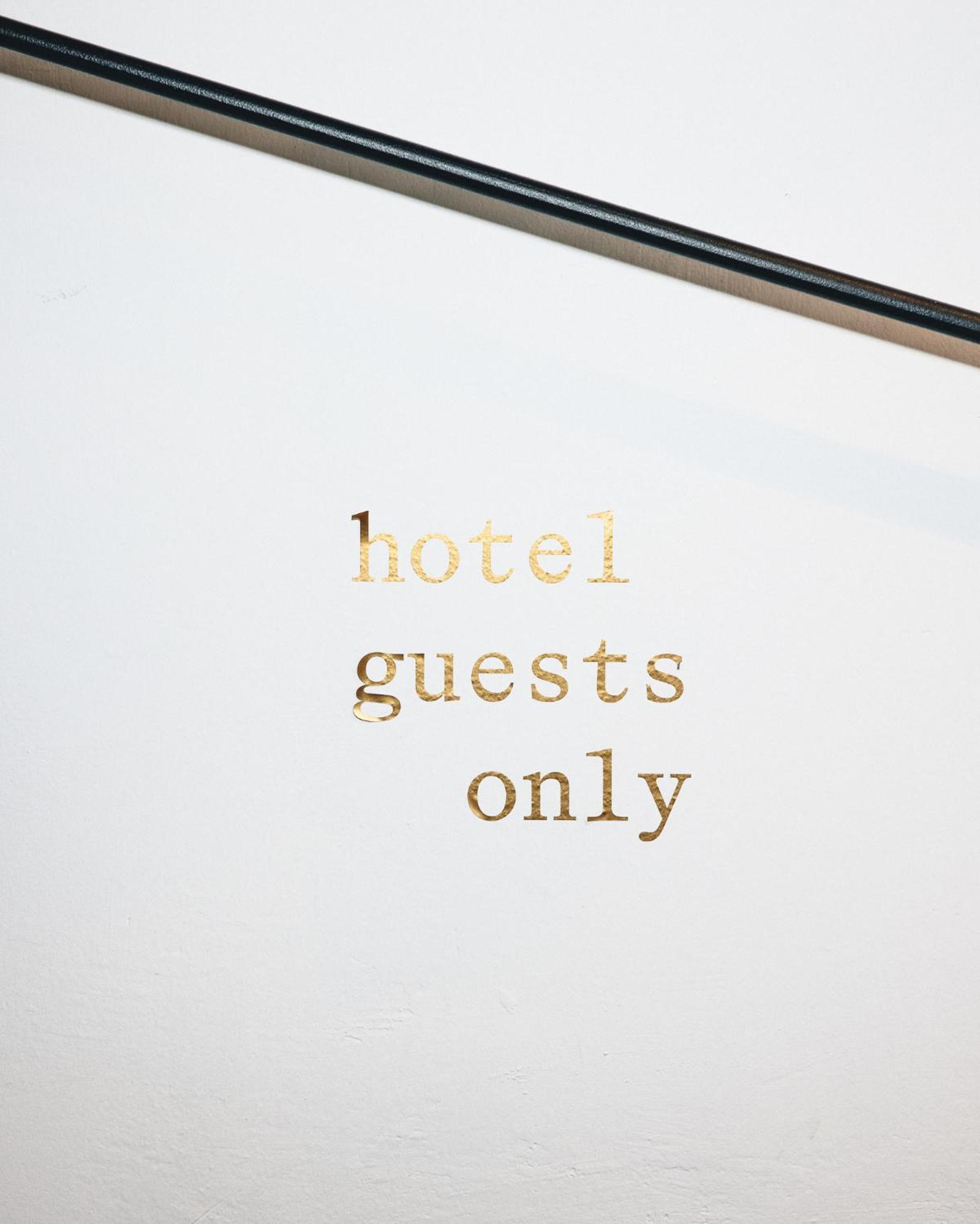 Kai 36 - Hotel Zwischen Fels Und Fluss Graz Kültér fotó Gold leaf used for printing