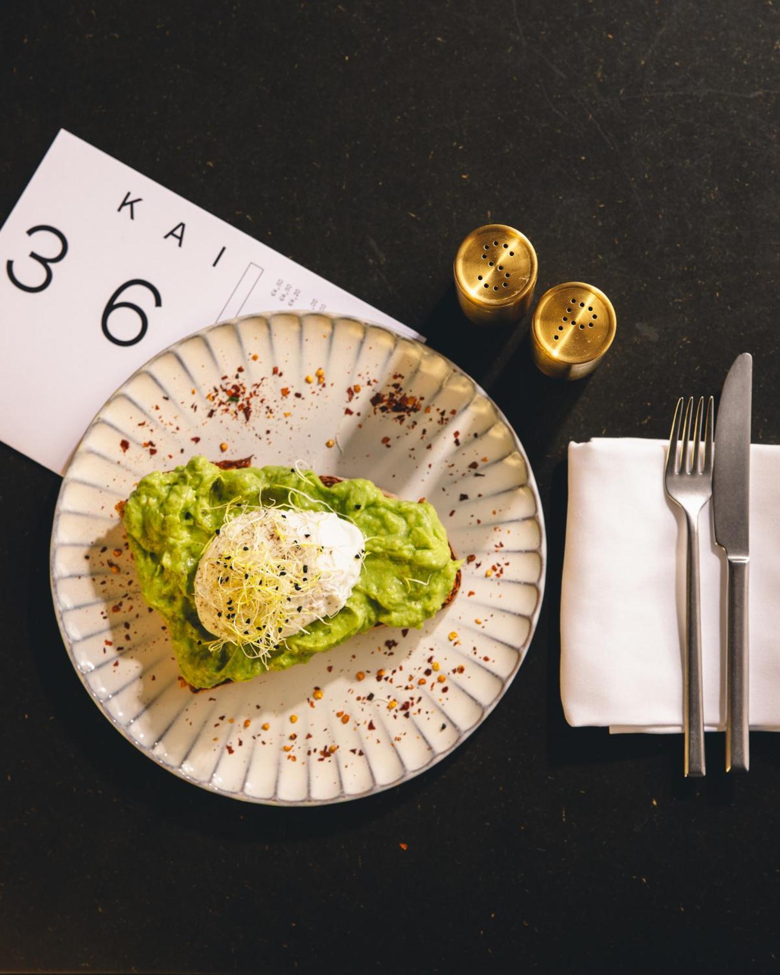 Kai 36 - Hotel Zwischen Fels Und Fluss Graz Kültér fotó Avocado and poached egg