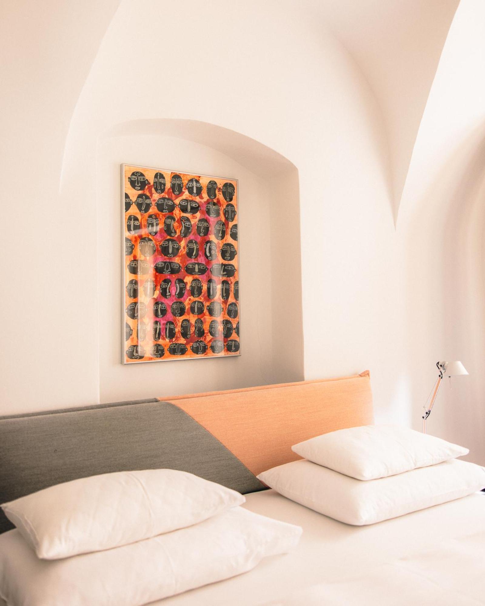 Kai 36 - Hotel Zwischen Fels Und Fluss Graz Kültér fotó A painting by the artist